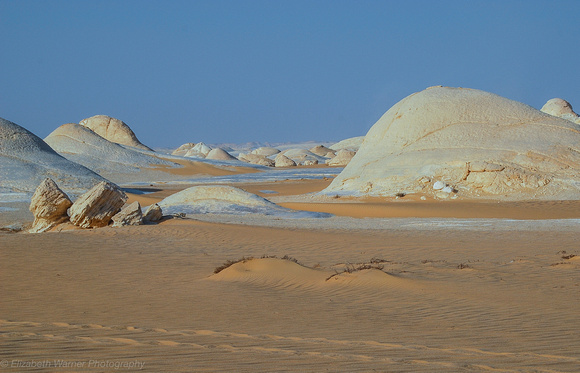 Limestone mounds, White Desert, Egypt