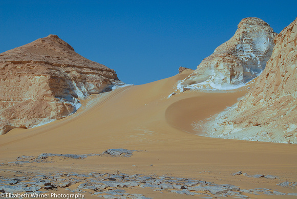 Boundary of Black and White Deserts, Egypt